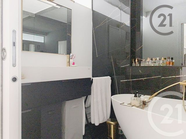 Appartement F5 à vendre - 5 pièces - 111.05 m2 - REIMS - 51 - CHAMPAGNE-ARDENNE - Century 21 Martinot Immobilier