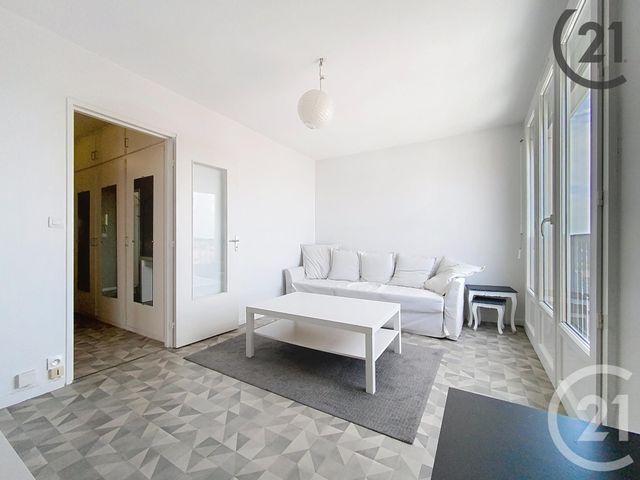 Appartement F2 à louer - 2 pièces - 45.54 m2 - REIMS - 51 - CHAMPAGNE-ARDENNE - Century 21 Martinot Immobilier