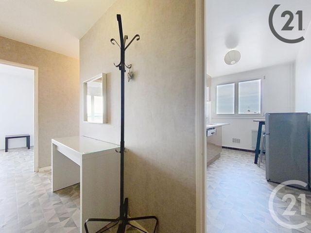 Appartement F2 à louer - 2 pièces - 45.54 m2 - REIMS - 51 - CHAMPAGNE-ARDENNE - Century 21 Martinot Immobilier