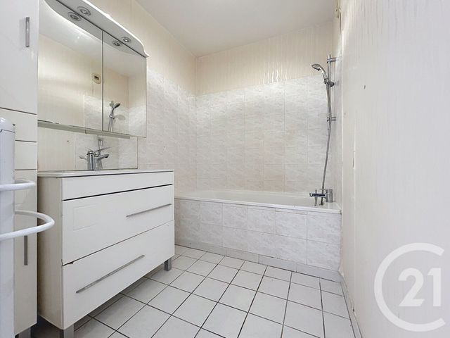 Appartement T4 à vendre - 4 pièces - 88.0 m2 - REIMS - 51 - CHAMPAGNE-ARDENNE - Century 21 Martinot Immobilier