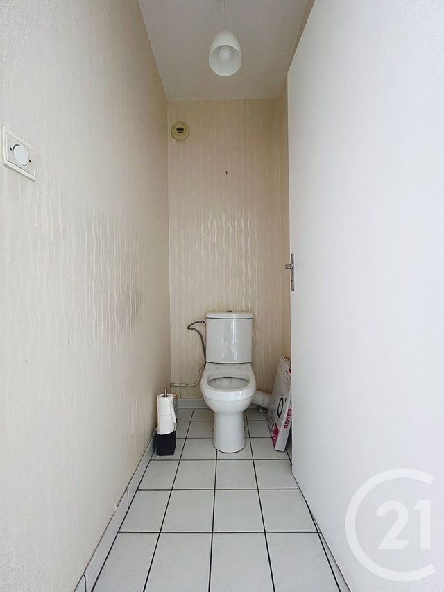 Appartement T4 à vendre - 4 pièces - 88.0 m2 - REIMS - 51 - CHAMPAGNE-ARDENNE - Century 21 Martinot Immobilier