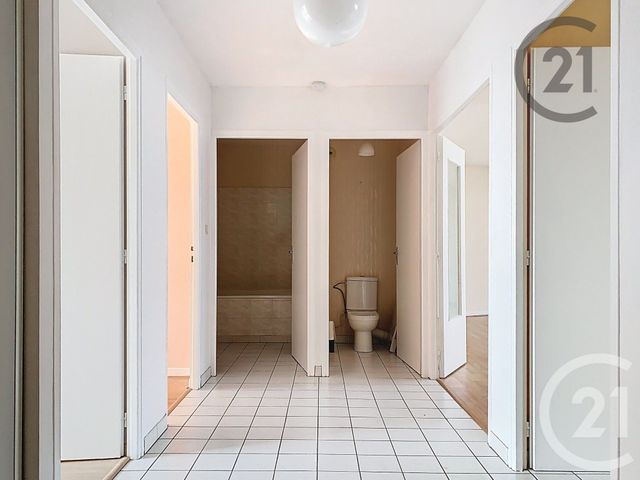 Appartement T4 à vendre - 4 pièces - 88.0 m2 - REIMS - 51 - CHAMPAGNE-ARDENNE - Century 21 Martinot Immobilier