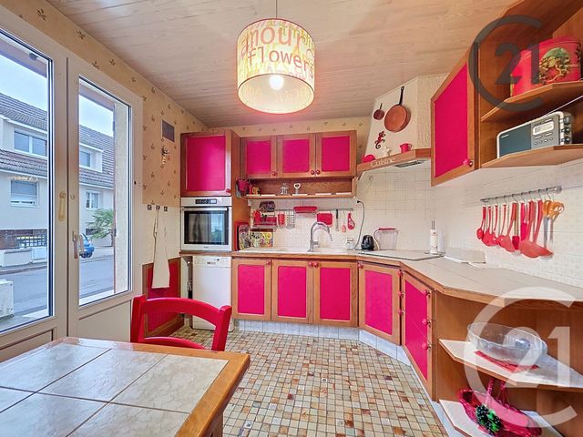 maison à vendre - 5 pièces - 136.2 m2 - ST BRICE COURCELLES - 51 - CHAMPAGNE-ARDENNE - Century 21 Martinot Immobilier