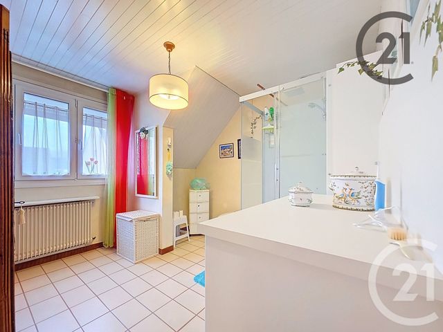 maison à vendre - 5 pièces - 136.2 m2 - ST BRICE COURCELLES - 51 - CHAMPAGNE-ARDENNE - Century 21 Martinot Immobilier