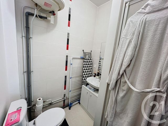 Appartement Studio à louer - 1 pièce - 19.1 m2 - REIMS - 51 - CHAMPAGNE-ARDENNE - Century 21 Martinot Immobilier