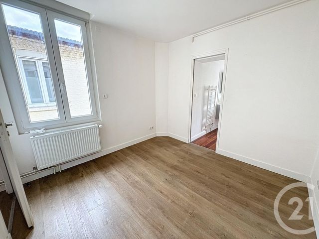 Appartement F2 à louer - 2 pièces - 62.7 m2 - REIMS - 51 - CHAMPAGNE-ARDENNE - Century 21 Martinot Immobilier