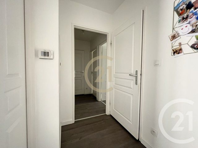 Appartement T3 à louer - 3 pièces - 66.56 m2 - REIMS - 51 - CHAMPAGNE-ARDENNE - Century 21 Martinot Immobilier