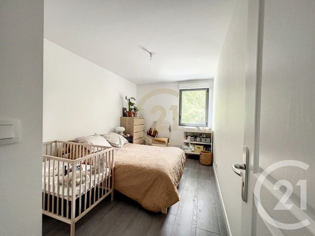 Appartement T3 à louer - 3 pièces - 66.56 m2 - REIMS - 51 - CHAMPAGNE-ARDENNE - Century 21 Martinot Immobilier