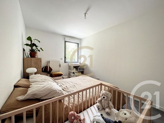 Appartement T3 à louer - 3 pièces - 66.56 m2 - REIMS - 51 - CHAMPAGNE-ARDENNE - Century 21 Martinot Immobilier