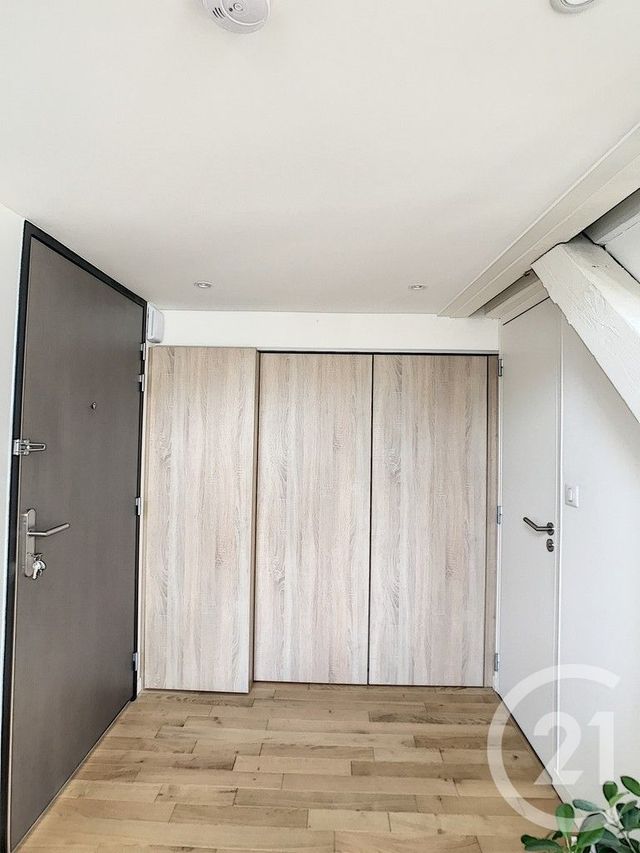Appartement T3 à louer - 3 pièces - 69.0 m2 - REIMS - 51 - CHAMPAGNE-ARDENNE - Century 21 Martinot Immobilier