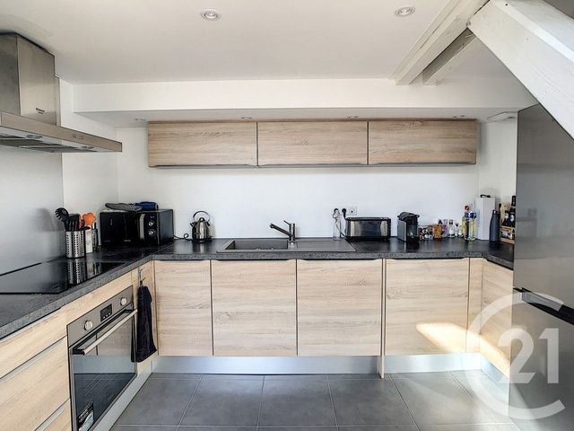 Appartement T3 à louer - 3 pièces - 69.0 m2 - REIMS - 51 - CHAMPAGNE-ARDENNE - Century 21 Martinot Immobilier