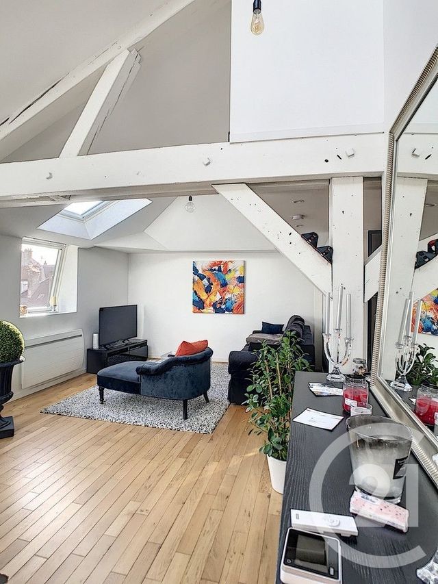 Appartement T3 à louer - 3 pièces - 69.0 m2 - REIMS - 51 - CHAMPAGNE-ARDENNE - Century 21 Martinot Immobilier