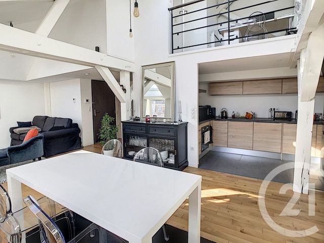 Appartement T3 à louer - 3 pièces - 69.0 m2 - REIMS - 51 - CHAMPAGNE-ARDENNE - Century 21 Martinot Immobilier