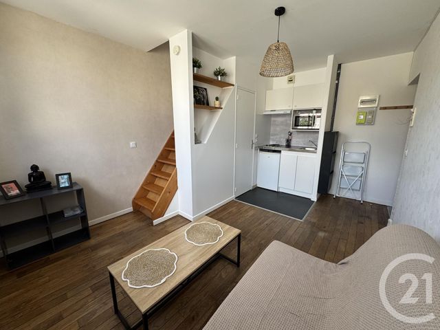 Appartement F1 bis à louer - 2 pièces - 20.58 m2 - REIMS - 51 - CHAMPAGNE-ARDENNE - Century 21 Martinot Immobilier