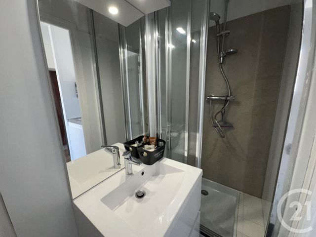 Appartement F1 bis à louer - 2 pièces - 20.58 m2 - REIMS - 51 - CHAMPAGNE-ARDENNE - Century 21 Martinot Immobilier