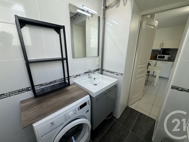 Appartement F1 à louer - 1 pièce - 18.0 m2 - REIMS - 51 - CHAMPAGNE-ARDENNE - Century 21 Martinot Immobilier