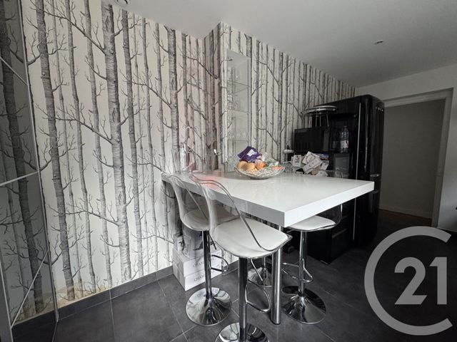 Appartement F5 à louer - 5 pièces - 124.14 m2 - REIMS - 51 - CHAMPAGNE-ARDENNE - Century 21 Martinot Immobilier