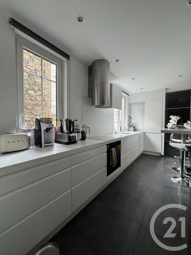 Appartement F5 à louer - 5 pièces - 124.14 m2 - REIMS - 51 - CHAMPAGNE-ARDENNE - Century 21 Martinot Immobilier