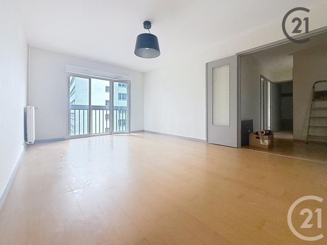 Appartement F3 à vendre - 3 pièces - 62.45 m2 - REIMS - 51 - CHAMPAGNE-ARDENNE - Century 21 Martinot Immobilier