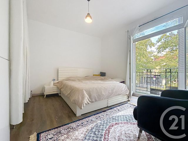 Appartement T3 à vendre - 3 pièces - 56.83 m2 - REIMS - 51 - CHAMPAGNE-ARDENNE - Century 21 Martinot Immobilier