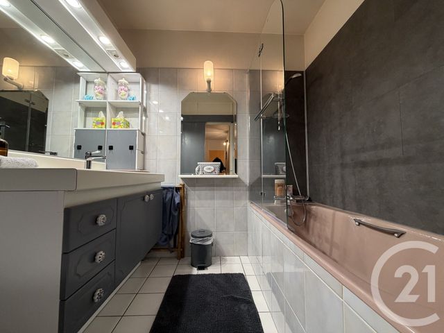 maison à louer - 5 pièces - 96.97 m2 - REIMS - 51 - CHAMPAGNE-ARDENNE - Century 21 Martinot Immobilier