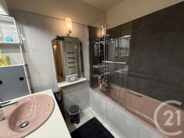 maison à louer - 5 pièces - 96.97 m2 - REIMS - 51 - CHAMPAGNE-ARDENNE - Century 21 Martinot Immobilier