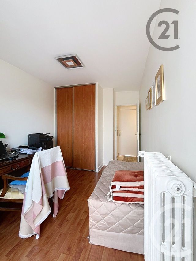 Appartement F5 à vendre - 5 pièces - 93.62 m2 - REIMS - 51 - CHAMPAGNE-ARDENNE - Century 21 Martinot Immobilier