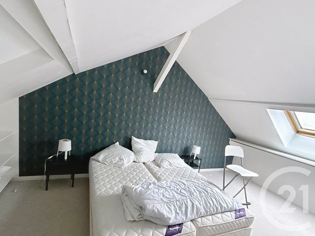 Appartement Duplex à louer - 3 pièces - 78.0 m2 - REIMS - 51 - CHAMPAGNE-ARDENNE - Century 21 Martinot Immobilier