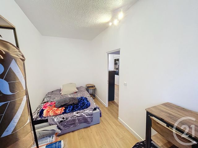 Appartement T2 à louer - 2 pièces - 35.55 m2 - REIMS - 51 - CHAMPAGNE-ARDENNE - Century 21 Martinot Immobilier