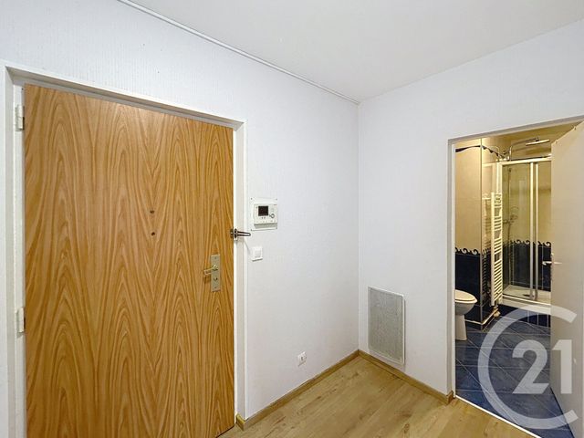 Appartement T2 à louer - 2 pièces - 47.0 m2 - REIMS - 51 - CHAMPAGNE-ARDENNE - Century 21 Martinot Immobilier