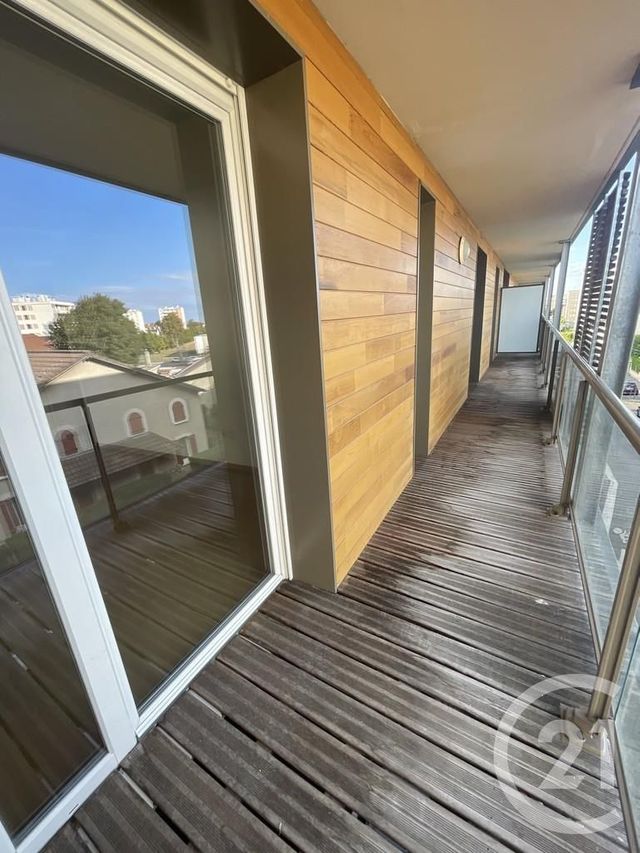 Appartement F2 à louer - 2 pièces - 47.3 m2 - REIMS - 51 - CHAMPAGNE-ARDENNE - Century 21 Martinot Immobilier