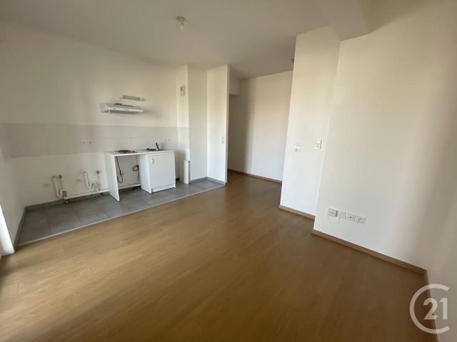 Appartement F2 à louer - 2 pièces - 47.3 m2 - REIMS - 51 - CHAMPAGNE-ARDENNE - Century 21 Martinot Immobilier