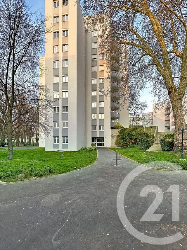 Appartement F4 à vendre - 4 pièces - 76.85 m2 - REIMS - 51 - CHAMPAGNE-ARDENNE - Century 21 Martinot Immobilier