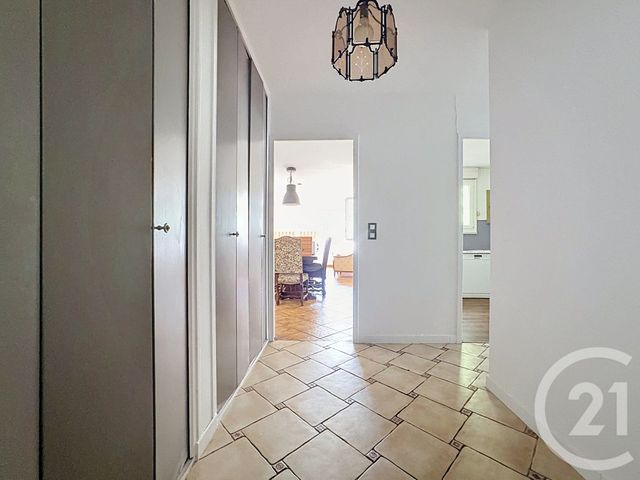 Appartement F4 à vendre - 4 pièces - 76.85 m2 - REIMS - 51 - CHAMPAGNE-ARDENNE - Century 21 Martinot Immobilier