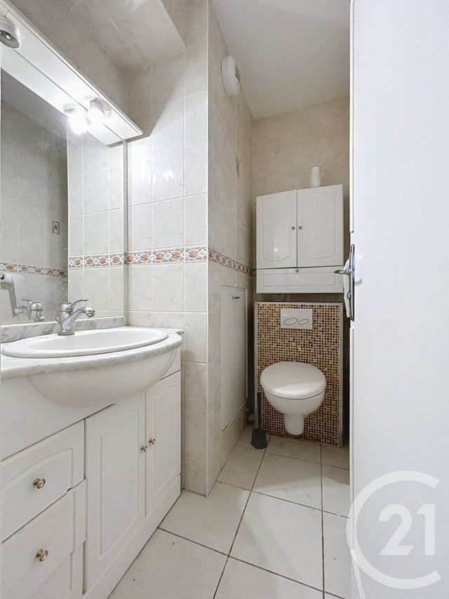 Appartement F4 à vendre - 4 pièces - 76.85 m2 - REIMS - 51 - CHAMPAGNE-ARDENNE - Century 21 Martinot Immobilier