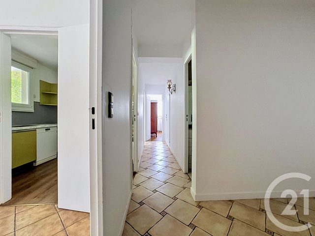 Appartement F4 à vendre - 4 pièces - 76.85 m2 - REIMS - 51 - CHAMPAGNE-ARDENNE - Century 21 Martinot Immobilier