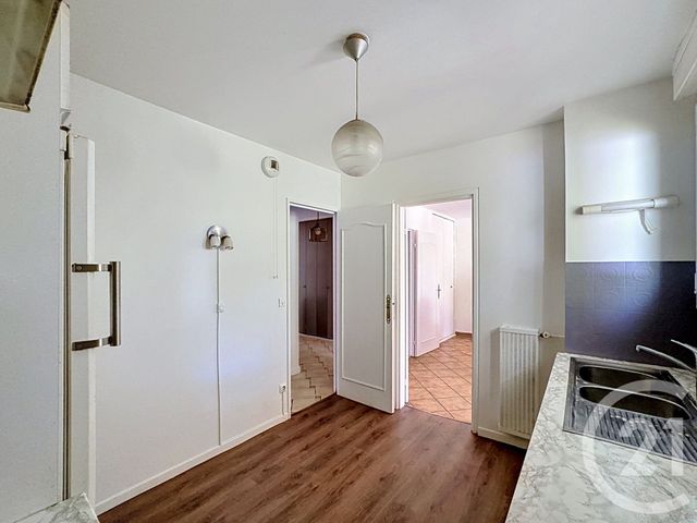 Appartement F4 à vendre - 4 pièces - 76.85 m2 - REIMS - 51 - CHAMPAGNE-ARDENNE - Century 21 Martinot Immobilier