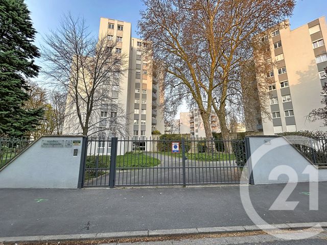 Appartement F4 à vendre - 4 pièces - 76.85 m2 - REIMS - 51 - CHAMPAGNE-ARDENNE - Century 21 Martinot Immobilier