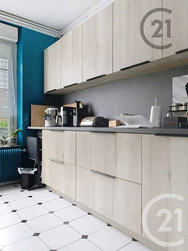 Appartement T3 à vendre - 3 pièces - 58.87 m2 - REIMS - 51 - CHAMPAGNE-ARDENNE - Century 21 Martinot Immobilier