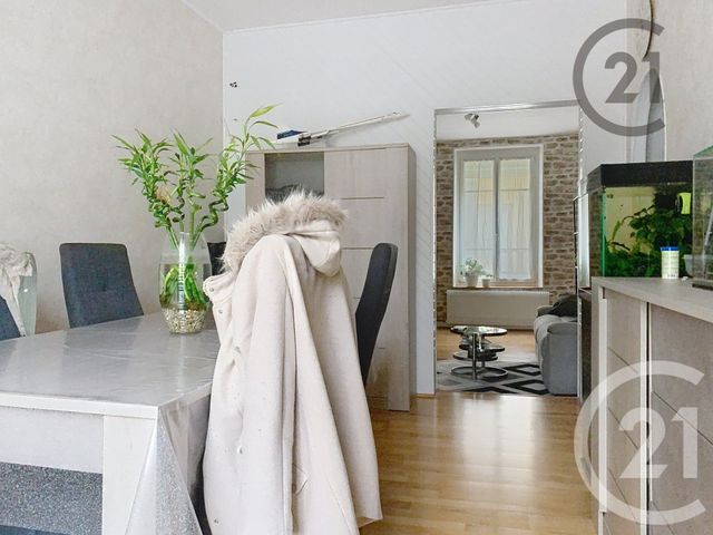 Appartement T3 à vendre - 3 pièces - 58.87 m2 - REIMS - 51 - CHAMPAGNE-ARDENNE - Century 21 Martinot Immobilier