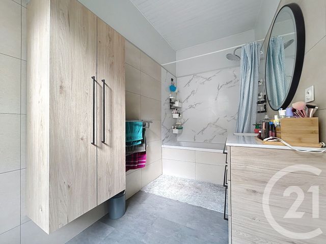 Appartement T3 à vendre - 3 pièces - 58.87 m2 - REIMS - 51 - CHAMPAGNE-ARDENNE - Century 21 Martinot Immobilier