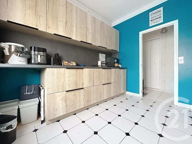 Appartement T3 à vendre - 3 pièces - 58.87 m2 - REIMS - 51 - CHAMPAGNE-ARDENNE - Century 21 Martinot Immobilier