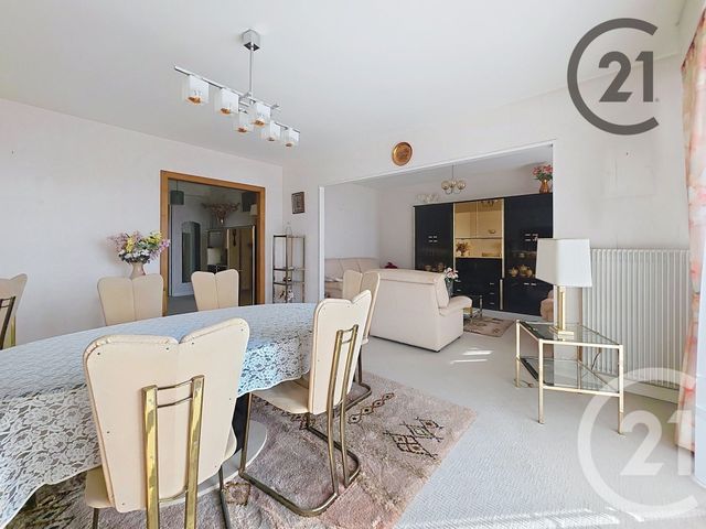 Appartement F5 à vendre - 5 pièces - 121.2 m2 - REIMS - 51 - CHAMPAGNE-ARDENNE - Century 21 Martinot Immobilier