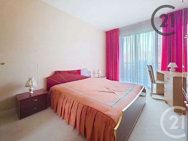 Appartement F5 à vendre - 5 pièces - 121.2 m2 - REIMS - 51 - CHAMPAGNE-ARDENNE - Century 21 Martinot Immobilier