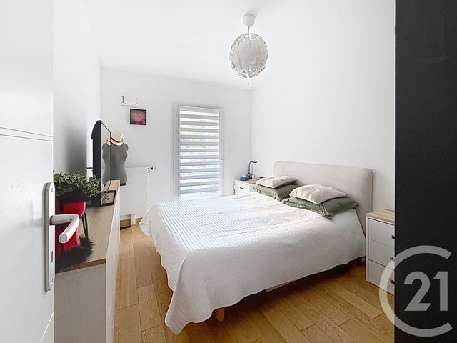 Appartement T3 à louer - 3 pièces - 74.0 m2 - REIMS - 51 - CHAMPAGNE-ARDENNE - Century 21 Martinot Immobilier