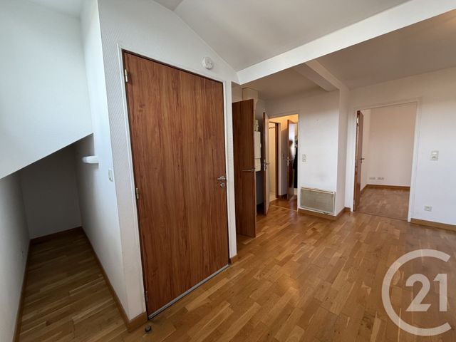 Appartement F2 à louer - 2 pièces - 42.0 m2 - REIMS - 51 - CHAMPAGNE-ARDENNE - Century 21 Martinot Immobilier