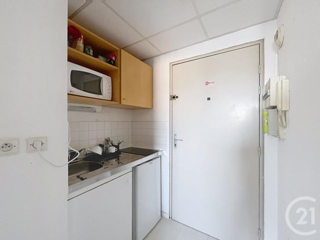Appartement Studio à vendre - 1 pièce - 18.17 m2 - REIMS - 51 - CHAMPAGNE-ARDENNE - Century 21 Martinot Immobilier