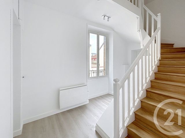 Appartement T4 à louer - 4 pièces - 81.13 m2 - REIMS - 51 - CHAMPAGNE-ARDENNE - Century 21 Martinot Immobilier