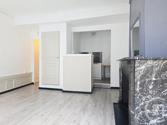 Appartement F1 bis à vendre - 2 pièces - 42.8 m2 - SEDAN - 08 - CHAMPAGNE-ARDENNE - Century 21 Martinot Immobilier