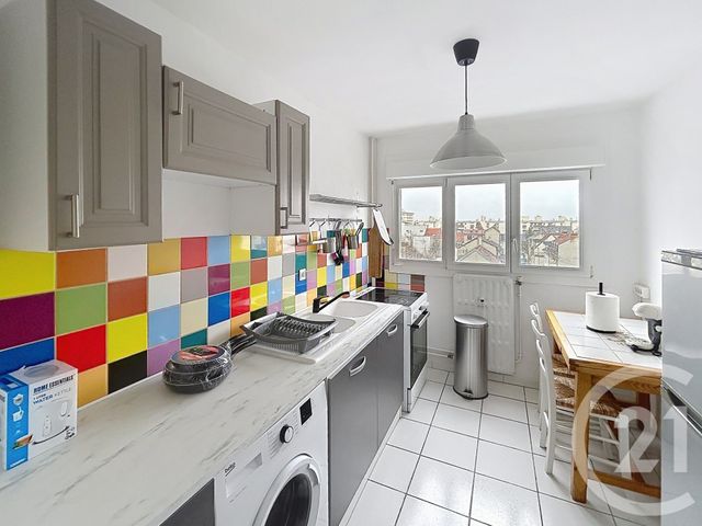 Appartement T2 à louer - 2 pièces - 44.16 m2 - REIMS - 51 - CHAMPAGNE-ARDENNE - Century 21 Martinot Immobilier